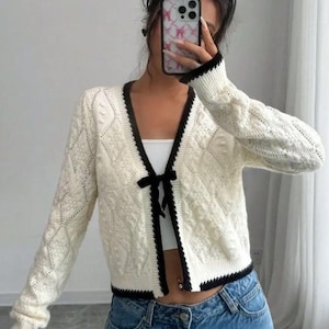 French-Inspired Argyle Knit Cardigan – Casual Chic Sweater for Fall Winter – Cozy & Stylish Layering Piece