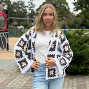 Cardigan Handmade Crochet Granny Square Cardigan – Merino Wool Sweater with Faux Fur Details